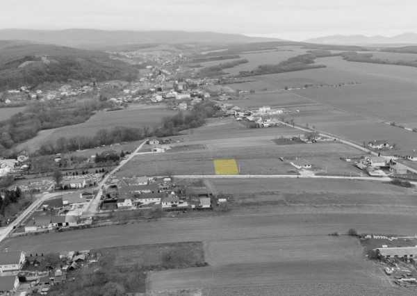 Na predaj pozemok v lokalite Pochabany