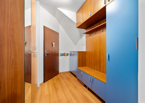 Na prenájom 3-izbový mezanín na Košickej ulici v Bratislave