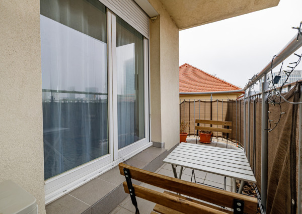 Na prenájom 3-izbový mezanín na Košickej ulici v Bratislave