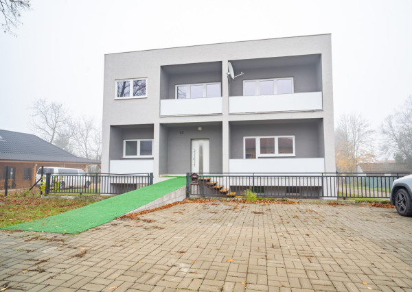 Na predaj polyfunkčná budova v obci Bardoňovo