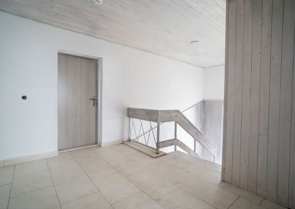 Na predaj polyfunkčná budova v obci Bardoňovo