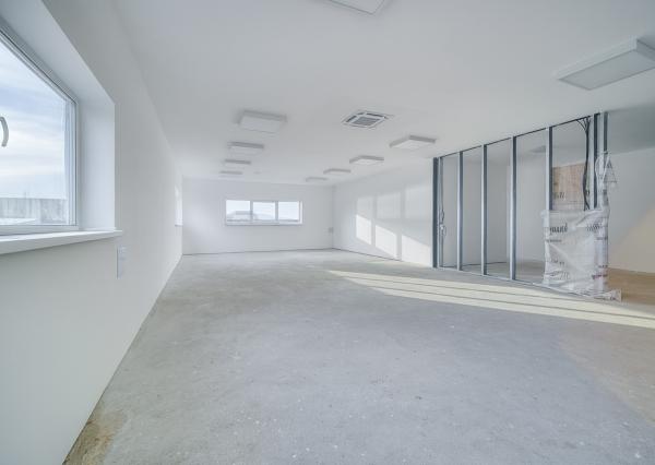 Na prenájom administratívny a obchodný priestor v Stupave