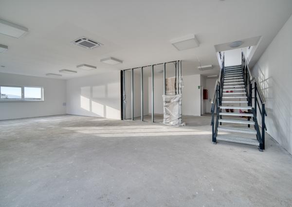 Na prenájom administratívny a obchodný priestor v Stupave