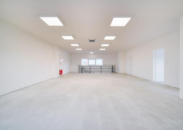 Na prenájom administratívny a obchodný priestor v Stupave