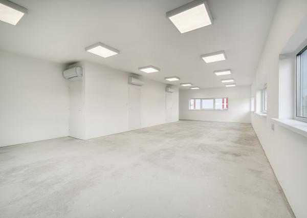 Na prenájom administratívny a obchodný priestor v Stupave