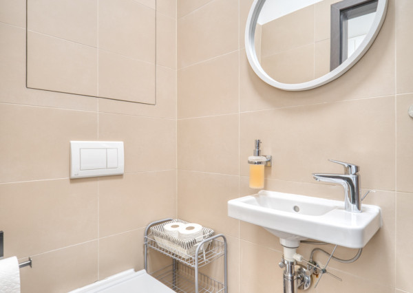 REZERVOVANÉ: Na predaj 2-izbový zariadený byt v novostavbe Bory