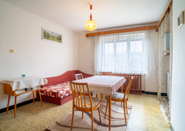 Na predaj 5-izbový rodinný dom Veľké Leváre