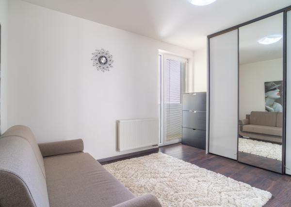 Na predaj 3-izbový byt s parkovaním v Senci