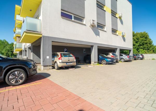 Na predaj 3-izbový byt s parkovaním v Senci