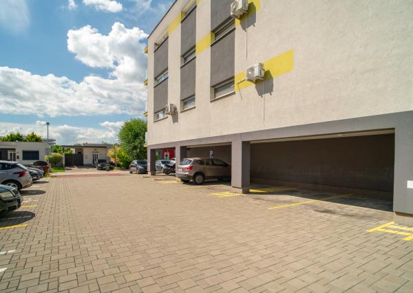 Na predaj 3-izbový byt s parkovaním v Senci