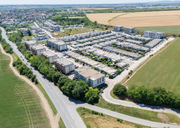 Na predaj 3-izbový byt s parkovaním v Senci