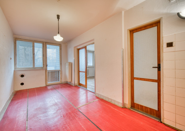 Na predaj 3-izbový byt s loggiou v centre Stupavy