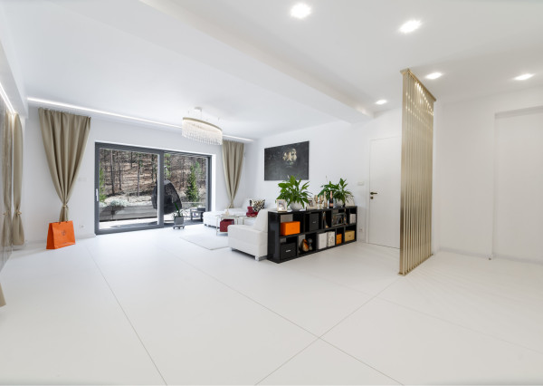 Na predaj nadštandardný 3- izbový byt v jedinečnej lokalite Súľov