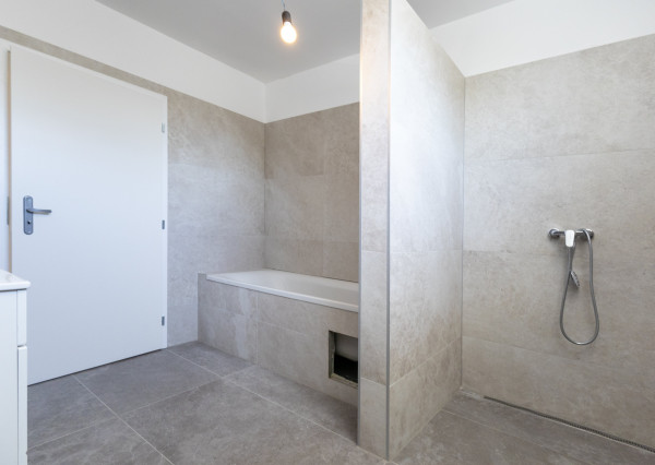 Na predaj 4 izbová bytová jednotka v dvojdome v Lehniciach