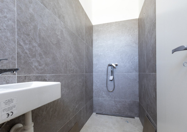 Na predaj 4 izbová bytová jednotka v dvojdome v Lehniciach