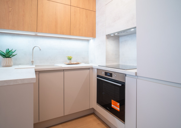 Na prenájom štýlový 2-izbový byt  vo vyhľadávanej lokalite Starého mesta