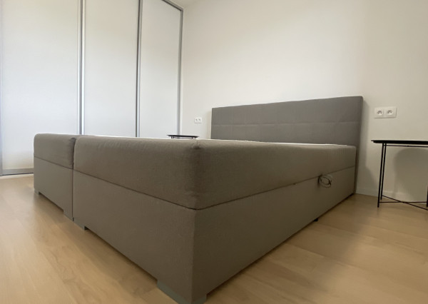 Na prenájom vkusne zariadený 2-izbový byt v Trenčíne