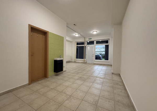 Na predaj obchodný priestor na Janotovej ulici v Bratislave