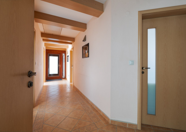 Na predaj rodinný dom s pozemkom a investičným potenciálom v Trenčíne