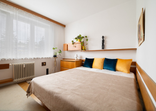 Na predaj štýlový 3-izbový byt v centre Starej Turej