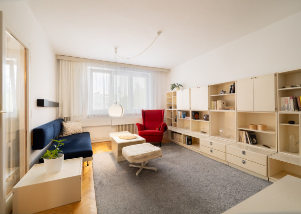 Na predaj štýlový 3-izbový byt v centre Starej Turej