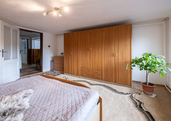 Na predaj 2-generačný rodinný dom v obci Zámutov