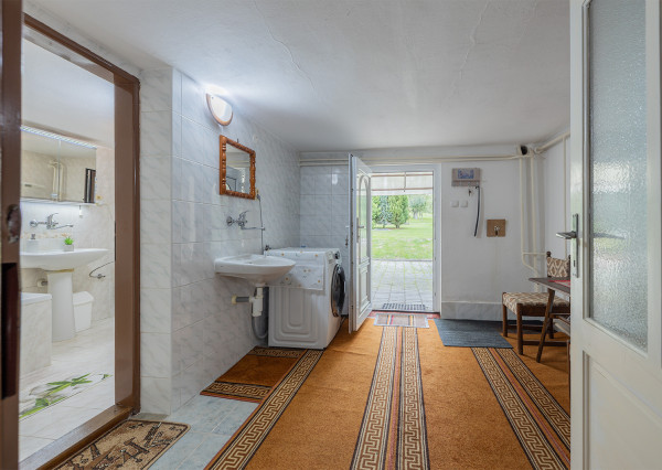 Na predaj 2-generačný rodinný dom v obci Zámutov