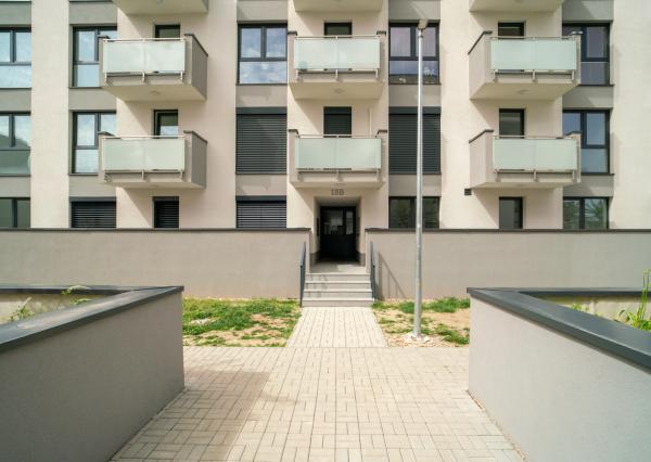 Na prenájom kompletne zaiadený 3-izbový byt v Stupave