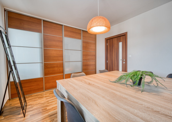 Na predaj dvojpodlažný 4-izbový dom v Malackách