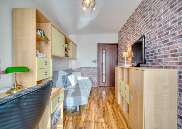 Na predaj dvojpodlažný 4-izbový dom v Malackách