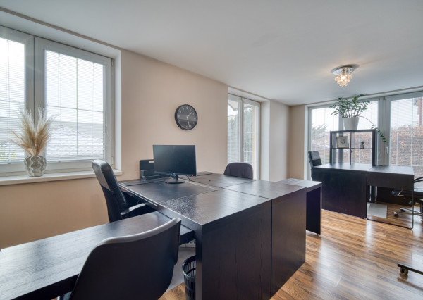 Na predaj dvojpodlažný 4-izbový dom v Malackách