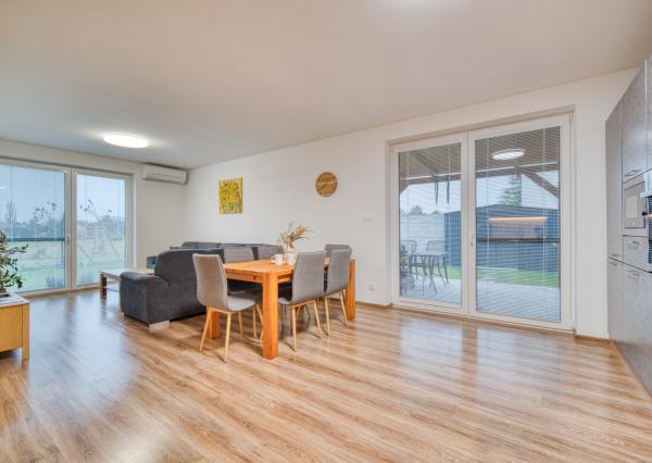 Na predaj príjemný 4-izbový byt v pokojnej časti Tomášova