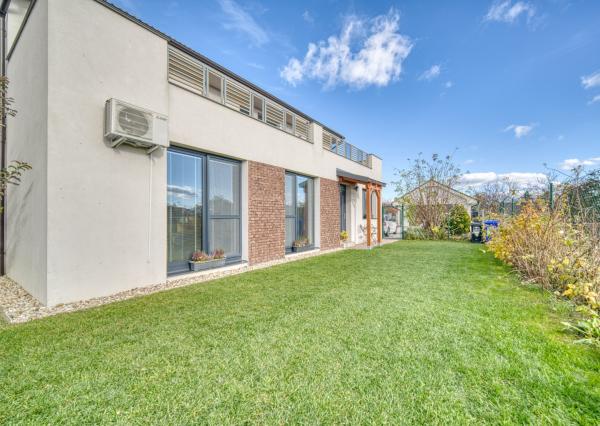 Na predaj príjemný 4-izbový byt v pokojnej časti Tomášova