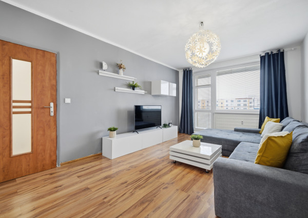 Na predaj 2,5-izbový byt s balkónom v centre mesta Malacky