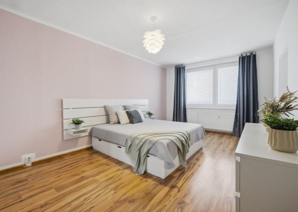 Na predaj 2,5-izbový byt s balkónom v centre mesta Malacky