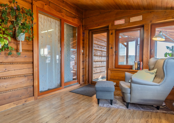 Na predaj dom snov–rodinné sídlo s jazierkom na kúpanie a panoramatickým výhľadom na Vysoké Tatry