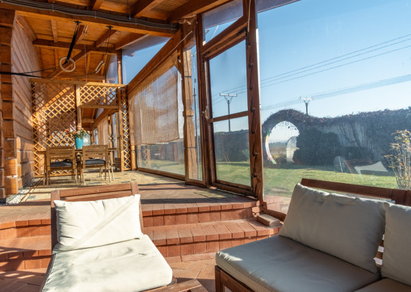 Na predaj dom snov–rodinné sídlo s jazierkom na kúpanie a panoramatickým výhľadom na Vysoké Tatry