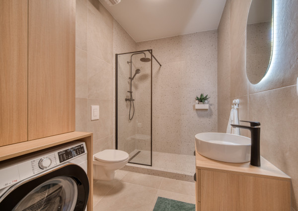 Na prenájom moderný 1-izbový byt s parkovacím miestom v Senici