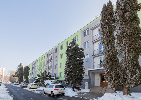 Na predaj luxusne zrekonštruovaný 3-izbový byt ulica Tyršová Humenné