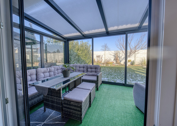 REZERVOVANÉ: Na predaj kompletne zariadený rodinný dom vo Voderadoch