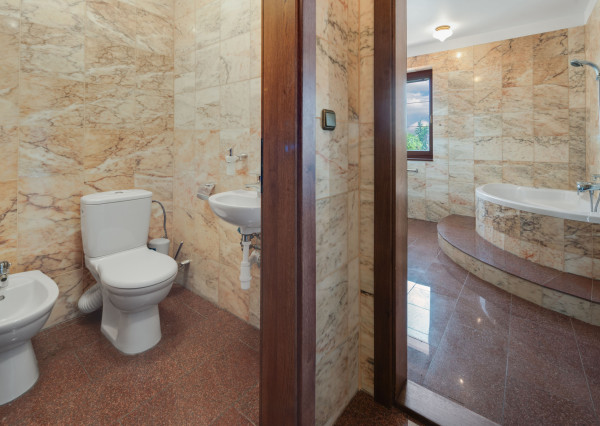 Na predaj 6-izbové rodinné sídlo v Šamoríne