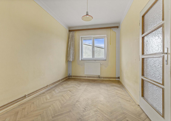 Na predaj rodinný dom za výhodnú cenu v centre Malaciek