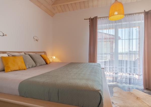 Na predaj exkluzívny rodinný dom s dvoj-garážou v podtatranskej obci Veľký Slavkov