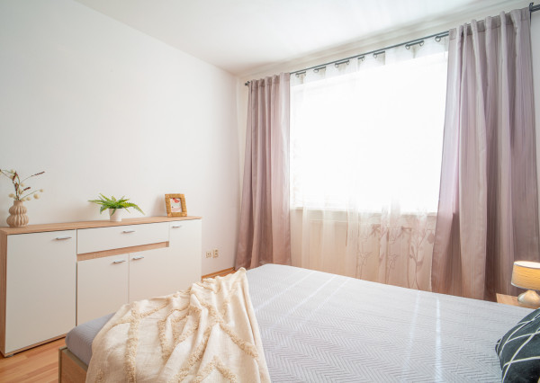 Na prenájom 2-izbový byt v tichej časti centra Malaciek