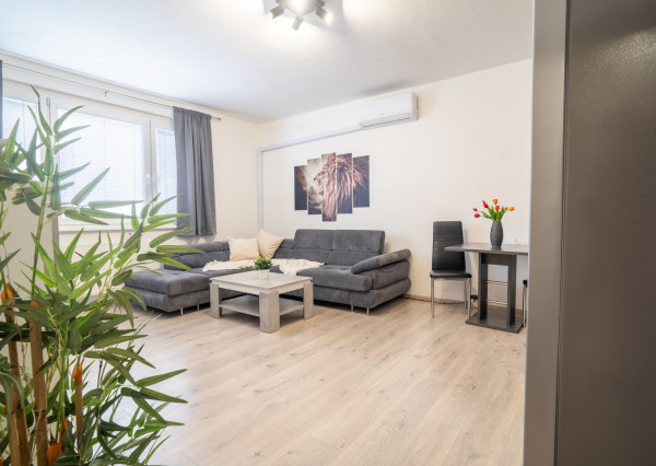 REZERVOVANÉ: Na predaj útulný 2-izbový byt vo Vrábloch