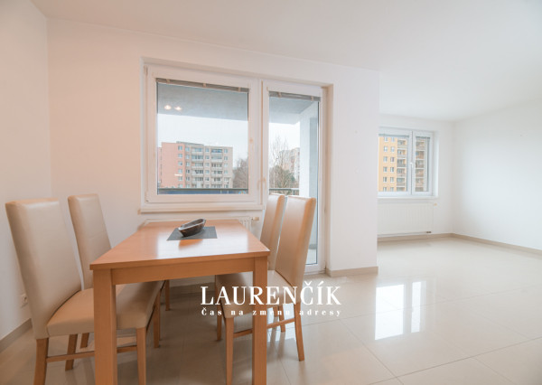 NA PREDAJ | 3-izbový byt s nadštandardnou výmerou v Trenčíne na ul. Liptovská