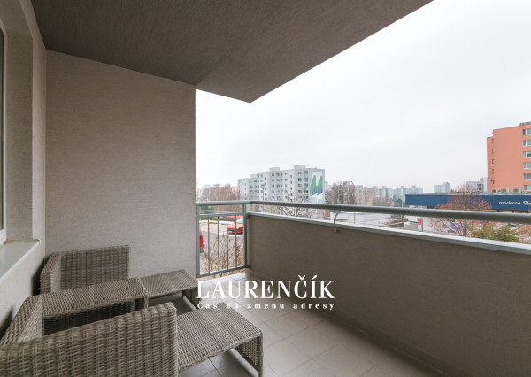 NA PREDAJ | 3-izbový byt s nadštandardnou výmerou v Trenčíne na ul. Liptovská