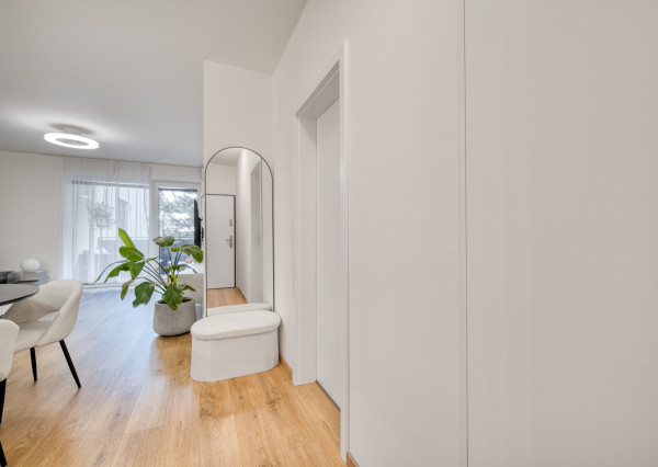 Na predaj zariadený 2-izbový byt s balkónom v Rovinke