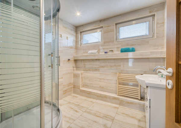 Na predaj rodinný dom v Chynoranoch