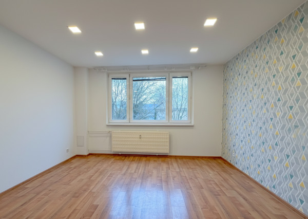 Na prenájom 3-izbový byt v Lednických Rovniach